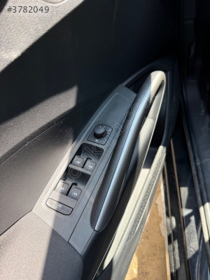Yeni Skoda Fabia Dörtlü Cam Düğmesi Hatasız Orijinal