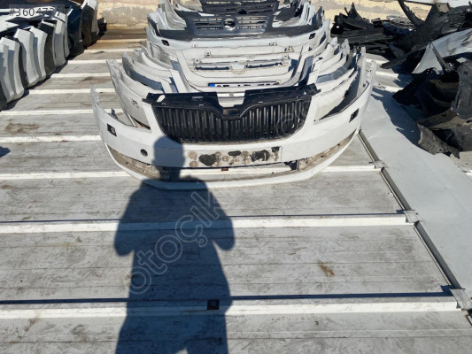 2013/2016 SKODA OCTOVIA FAR YIKAMALI ORJINAL ÖN TAMPON