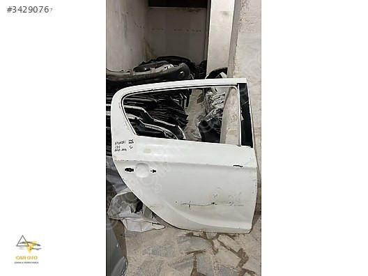 HYUNDAI I 20 SAĞ ARKA KAPI 2012-2014