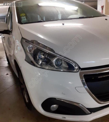 Peugeot 208 çengelli somun vida 6935 a4