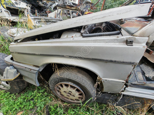 RENAULT R 11 FLASH SOL ÖN ÇAMURLUK