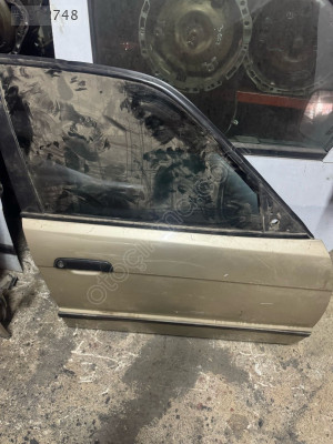 BMW E34 SAĞ ÖN KAPI ORJİNAL ÇIKMA - ERCAN TİCARET