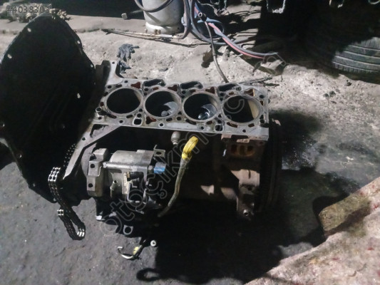 FORD MONDEO 2.0 DİZEL YARIM MOTOR ÇIKMA
