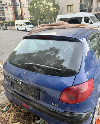 PEUGEOT 206 BAGAJ KAPAĞI DOLU EYUPCAN OTO'DA