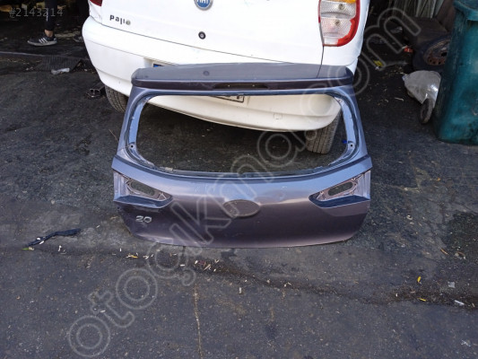 Hyundai i20 bagaj kapagi