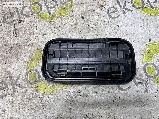 MERCEDES C 2021 2024 SAĞ ARKA ÇAMURLUK DEFLEKTÖR A2068301801