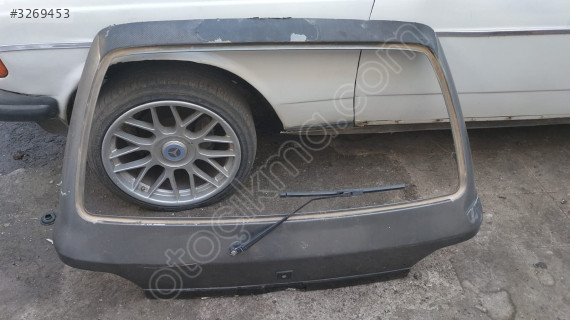 95 Renault Clio bagaj kapağı