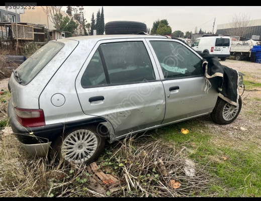 Citroen saxo sağ ön kapı