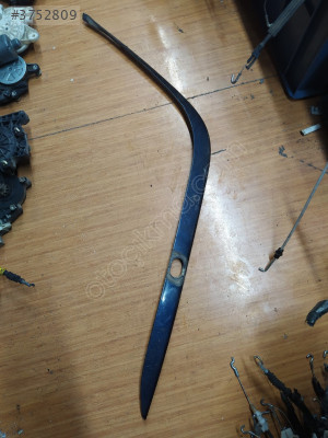 ÇIKMA BMW 7 SERİSİ E38 ÖN TAMPON SOL KUŞAĞI 51118168105