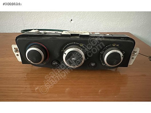 Renault fluence klima kontrol paneli 2751000B20