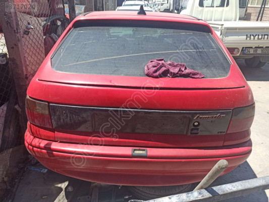 Opel Astra F arka tampon