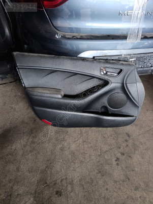 Kia Cerato sol ön kapı döşemesi