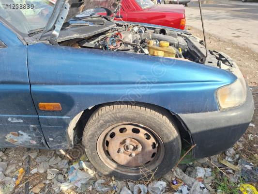 Ford Escort Sağ Ön Çamurluk