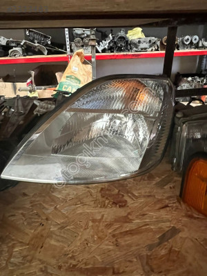 2004-2005 Ford fiesta Çıkma sol ön far