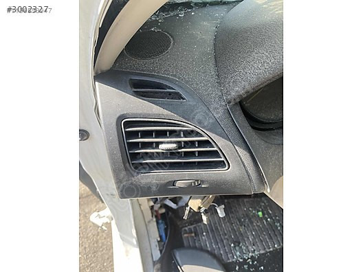 RENAULT FLUENCE KALORİFER IZGARASI