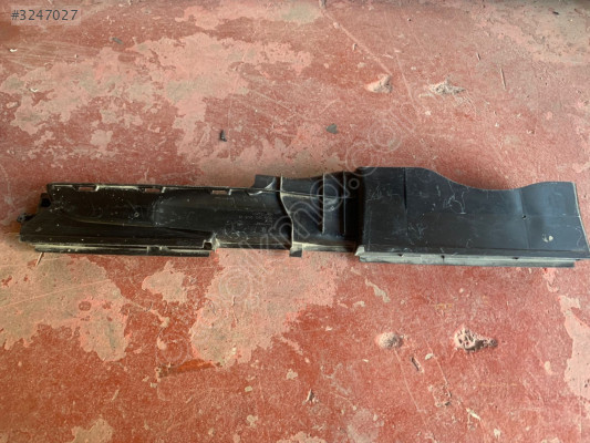 AUDİ A3 HAVA KANALI ÖN PANEL 5Q0129254