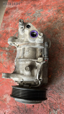 BMW F20  KLİMA KOMPRESÖRÜ