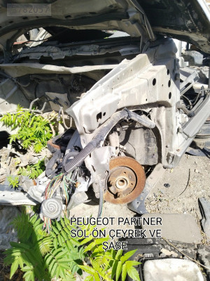 PEUGEOT PARTNER CİTRÖEN BERLİNGO SOL ÖN ÇEYREK VE ŞASİ