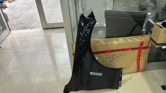 MERCEDES C SERİ W205 SAĞ ÖN ÇAMURLUK
