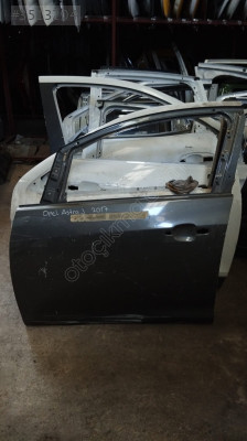Opel Astra J sol ön kapı 2017 çıkma