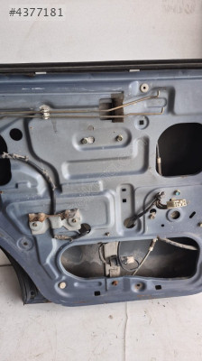 HYUNDAİ ELENTRA SOL ARKA KAPI CAM KRİKOSU 1990-1995