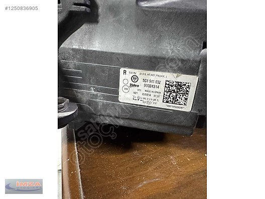 5G1941032A GOLF 7 GTI SAĞ FAR ORİJİNAL ÇIKMA