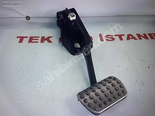 MERCEDES A-B-CLA SERİSİ FREN PEDALI A2462920207 A2462901101