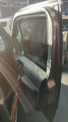 Ford Connect sağ ön kapı