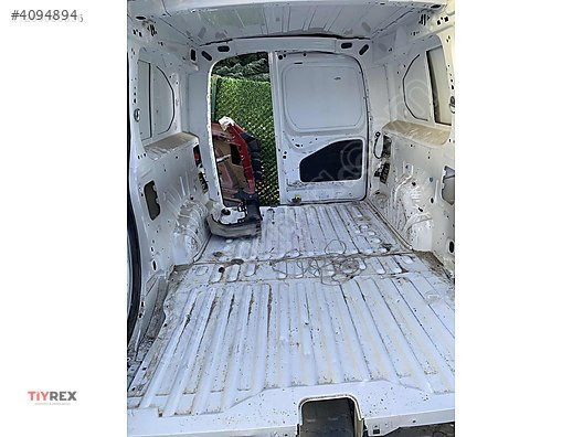 CİTROEN BERLINGO SAĞ ARKA ÇAMURLUK 2019-2024