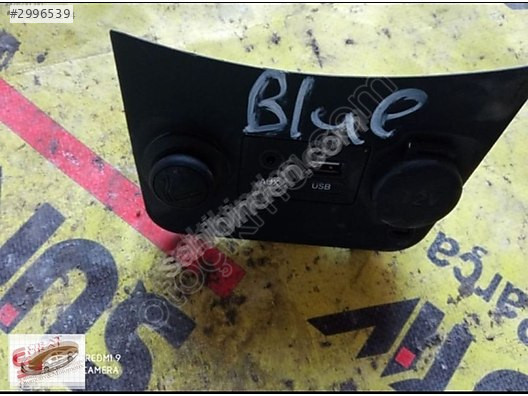 HYUNDAİ ACCENT BLUE USB GİRİŞ VE ARAÇ ÇAKMA ORİJİNAL ÇIKMA