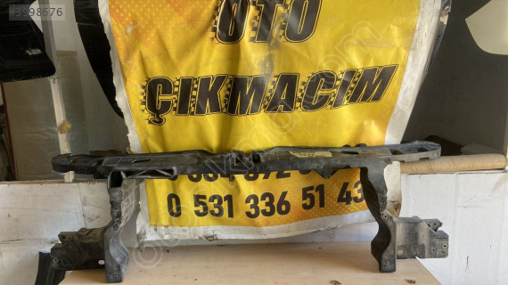 Transporter T6 ön panel 7E0805594K
