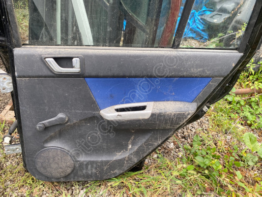 HYUNDAİ GETZ SAĞ ARKA KAPI DÖŞEMESİ