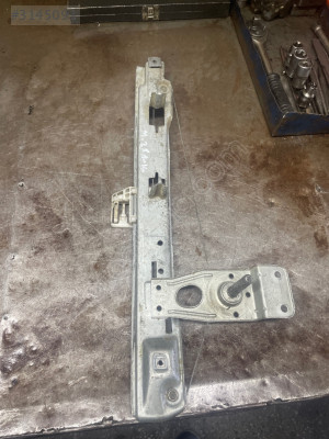 RENAULT MEGANE 2 CAM KİRKOSU ARKA