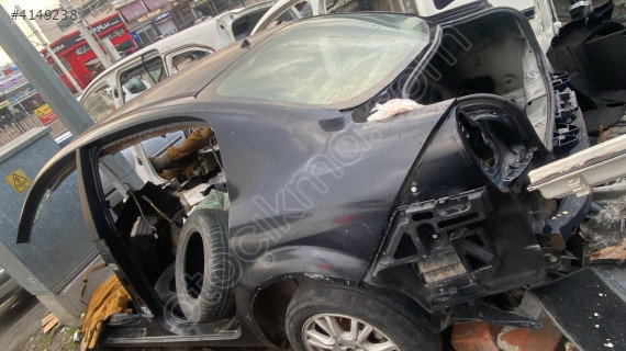 RENAULT MEGAN2 SOL ARKA ÇAMURLUK KONUK OTO 05323167897