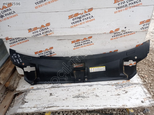 AUDİ A8 PANEL ÜST PLASTİĞİ ÇIKMA ORJİNAL 2010-2013