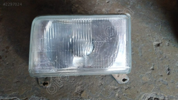 Mazda E2200 Sol Far çıkma