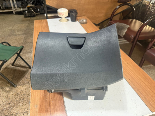 2010 FORD FİESTA TORPİDO KAPAĞI ORJ ÇIKMA