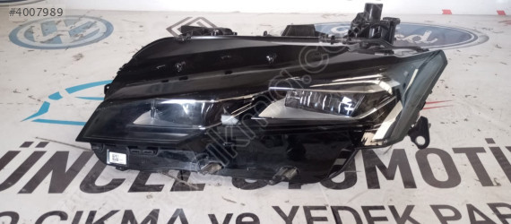PEUGEOT 408 SOL ÖN FAR YENİ KASA ORJİNAL ÇIKMA