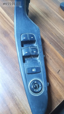 Hyundai i20 dörtlü cam düğmesi