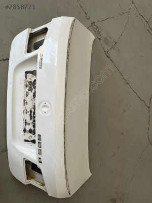 BMW f10 5.20 bagaj kapağı