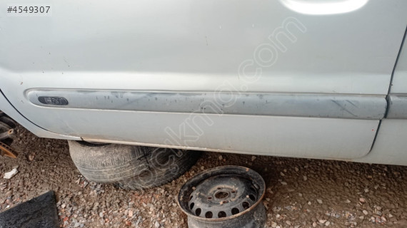 renault kangoo sol ön kapı çıtası
