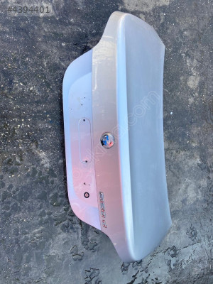 BMW E39 520 BAGAJ KAPAĞI ORJİNAL ÇIKMA