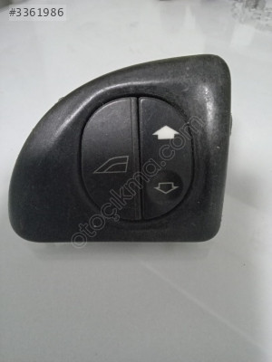FORD Fiesta Sağ Ön Cam Açma Düğmesi 488031