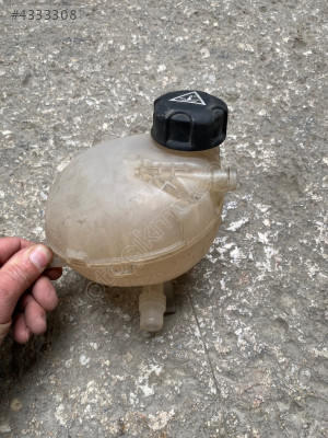 C4 ve C4X radyatör yedek su deposu