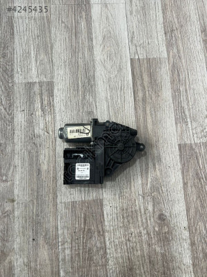 WOLKSWAGEN CADDY HATASIZ SAĞ ÖN CAM MODÜLÜ MOTORU 5K0959492