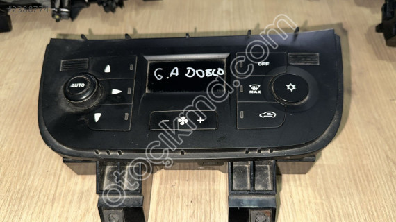 735498549 FİAT DOBLO KALORİFER KLİMA KONTROL PANELİ DİJİTAL