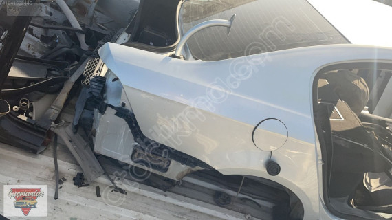 VOLKSWAGEN PASSAT B7 SAĞ ARKA ÇAMURLUK GÜÇMANLAR