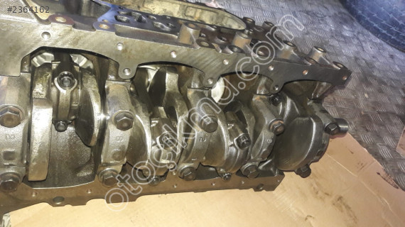 TOYOTA HİLUX 2L  YARIM MOTOR SIFIR YAPILI
