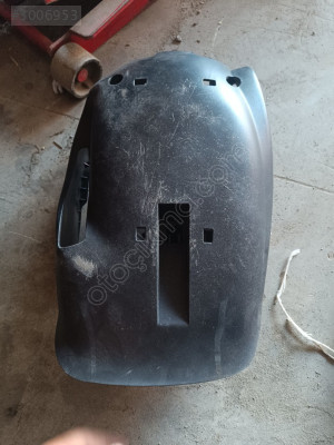 Renault Megane 4 plastik 484726422R
