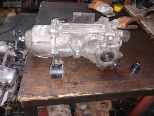 Dacia duster 4x4  arka difransiyel çıkma